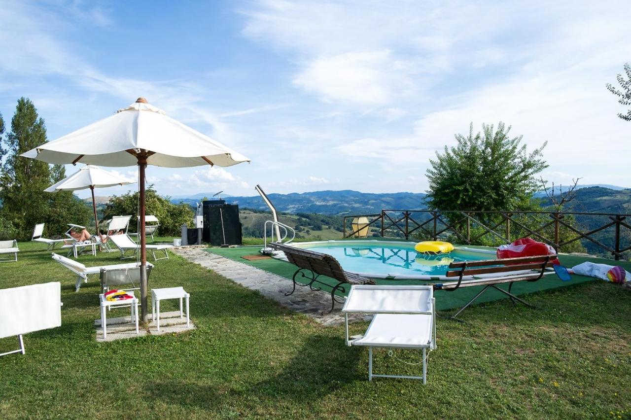 Agriturismo Borgo San Benedetto Villa Pietralunga  Eksteriør billede
