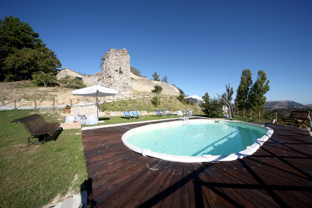 Agriturismo Borgo San Benedetto Villa Pietralunga  Eksteriør billede