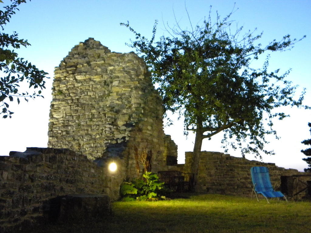 Agriturismo Borgo San Benedetto Villa Pietralunga  Eksteriør billede